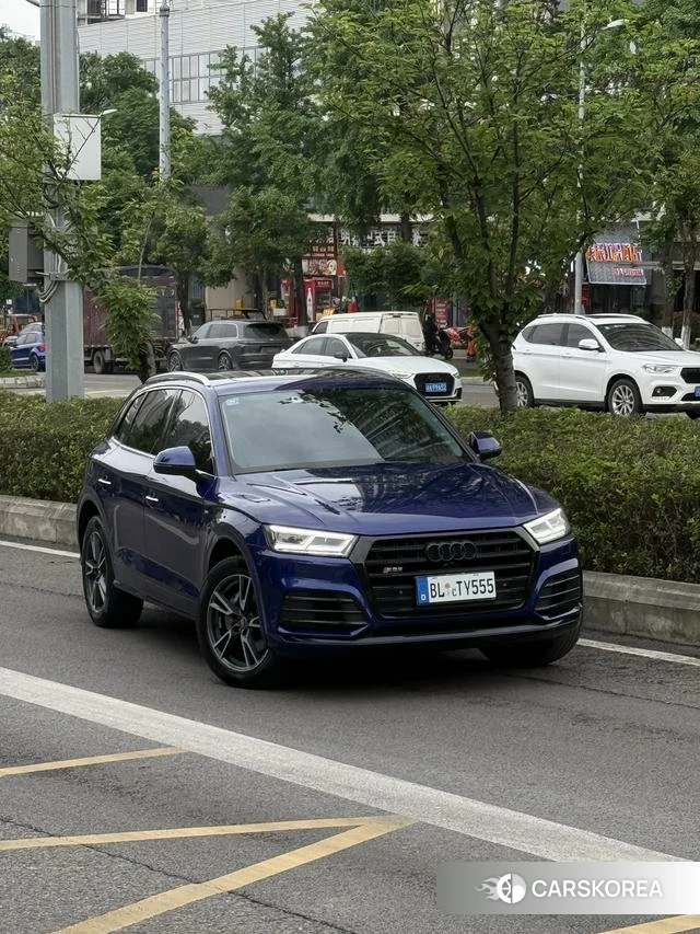 Audi Q5L id 4380363 из Китая 29