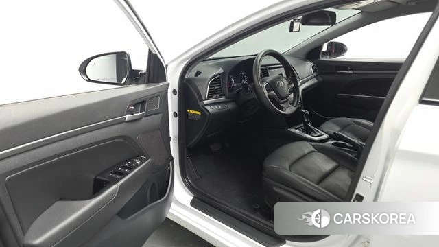 Hyundai Avante AD id 4520997 из Кореи 20