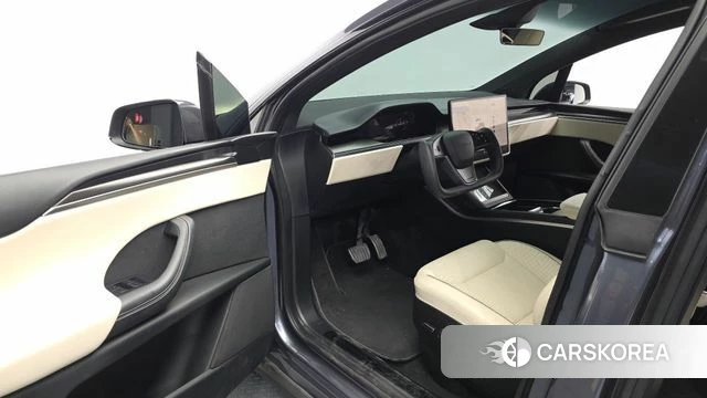 Tesla Model X id 3883528 из Кореи 20