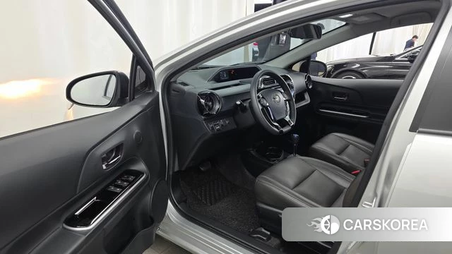 Toyota Prius C id 4403567 из Кореи 20