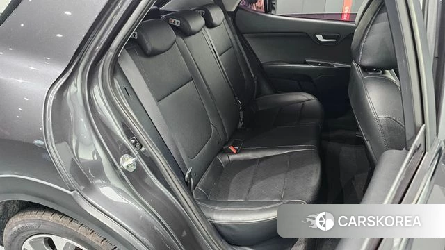Kia Stonic id 4713363 из Кореи 30