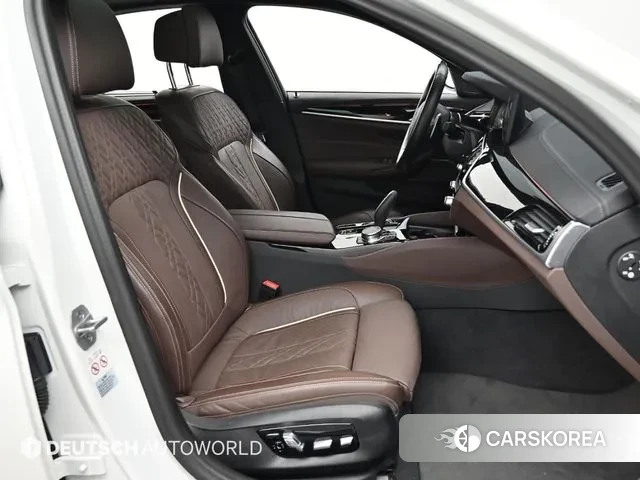 BMW 5 Series (G30) id 3763994 из Кореи 20