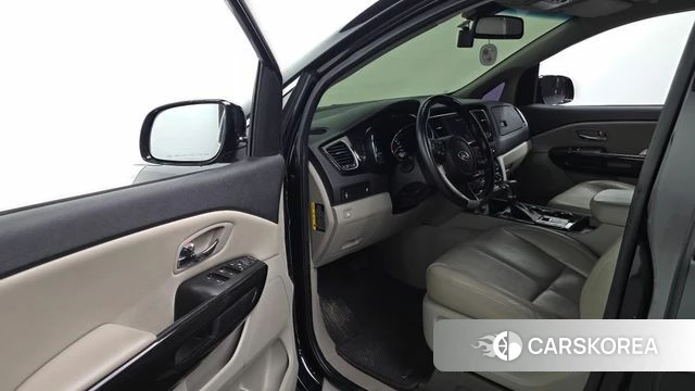 Kia The New Carnival id 4632910 из Кореи 34