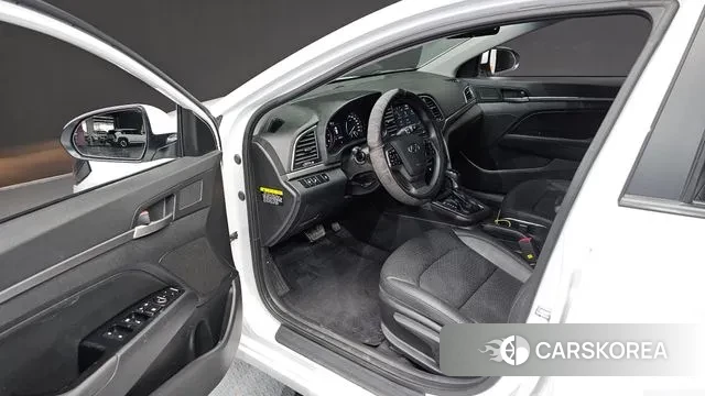 Hyundai Avante AD id 3651786 из Кореи 20