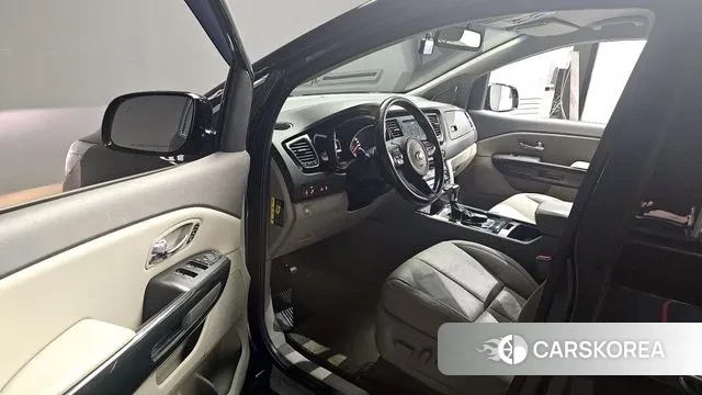 Kia All New Carnival id 3754714 из Кореи 20