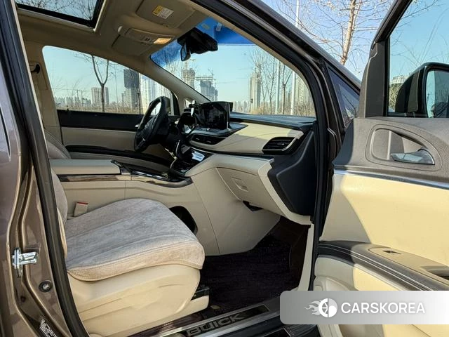 Buick GL8 id 4207952 из Китая 31