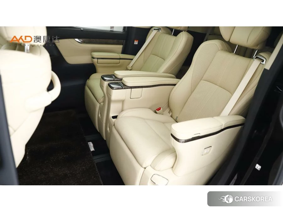 Toyota Elfa id 4479252 из Китая 11