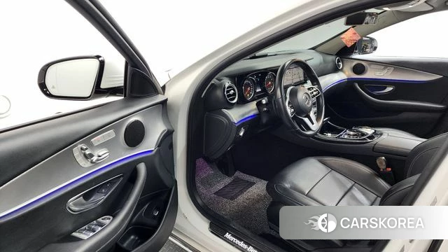Mercedes-Benz E-Class W213 id 3899477 из Кореи 20