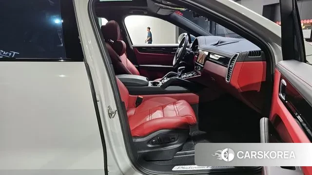 Porsche Cayenne (PO536) id 3036676 из Кореи 20