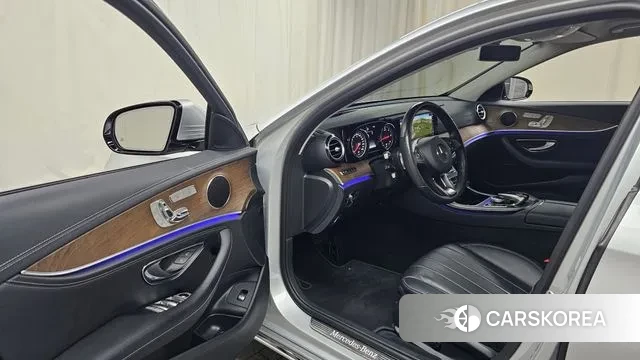 Mercedes-Benz E-Class W213 id 3098281 из Кореи 20
