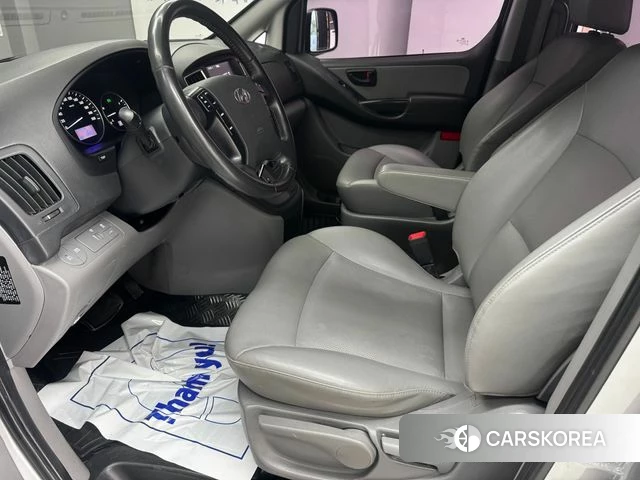 Hyundai The New Grand Starex id 4873447 из Кореи 18