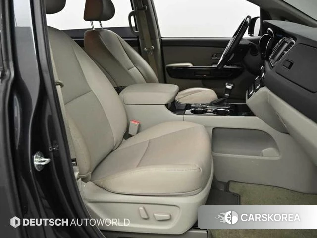 Kia The New Carnival id 4568173 из Кореи 20
