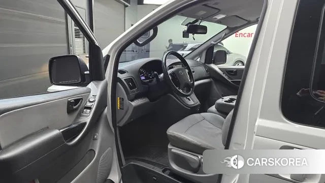 Hyundai The New Grand Starex id 3641491 из Кореи 20