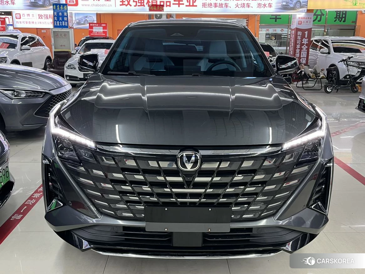 Chang'an UNI-Z PHEV id 4499021 из Китая 17