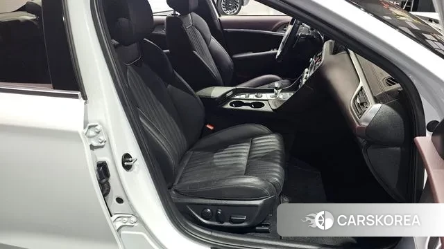 Genesis G70 id 3374875 из Кореи 20