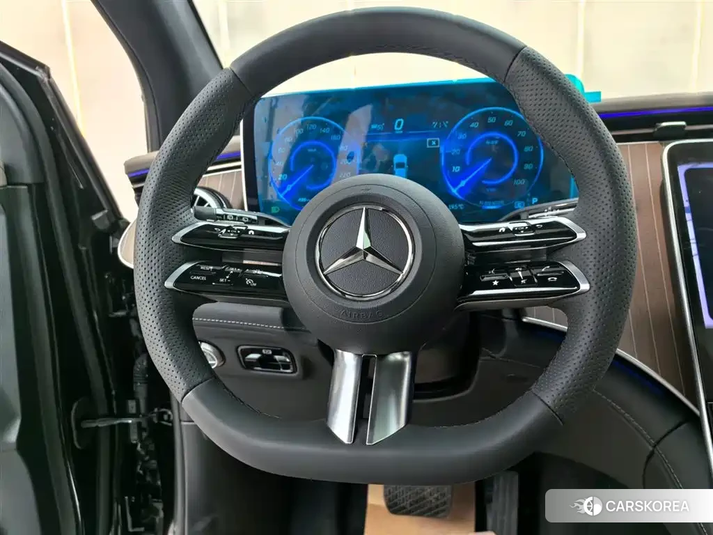 Mercedes-Benz EQE id 4664480 из Китая 16
