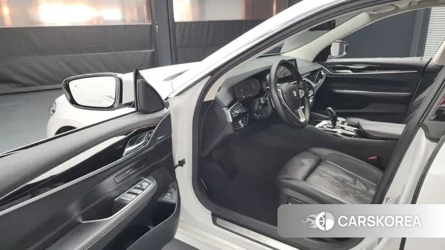 BMW 6 Series GT (G32) id 3459681 из Кореи 20