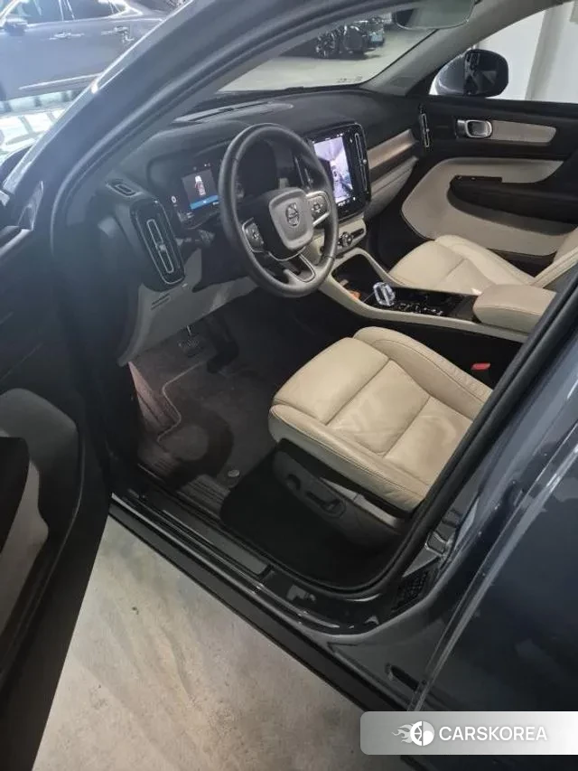 Volvo XC40 id 3529183 из Кореи 12