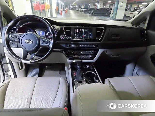 Kia The New Carnival id 3139560 из Кореи 20