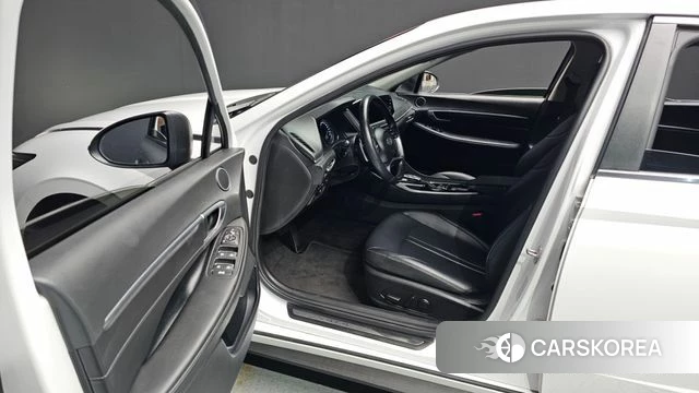 Hyundai Sonata (DN8) id 3826626 из Кореи 20