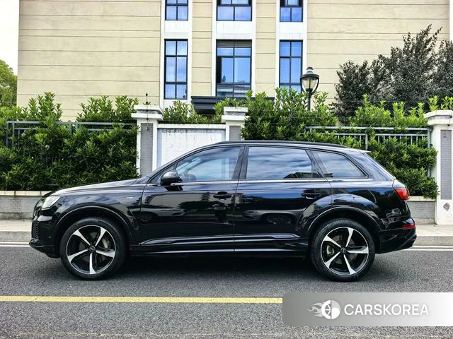 Audi Q7 id 4328433 из Китая 17
