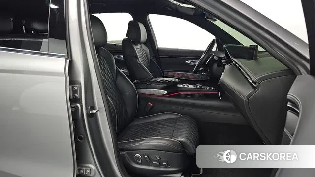 Genesis GV70 id 3477961 из Кореи 20