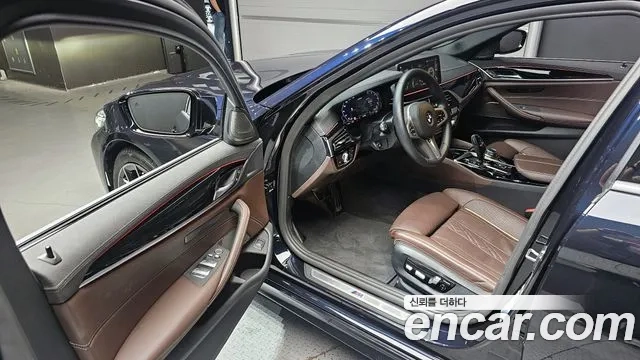 BMW 5 Series (G30) id 2954777 из Кореи 20