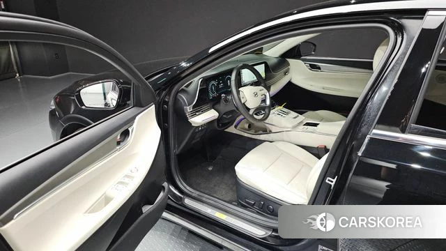 Hyundai The New Grandeur IG Hybrid id 4618671 из Кореи 31