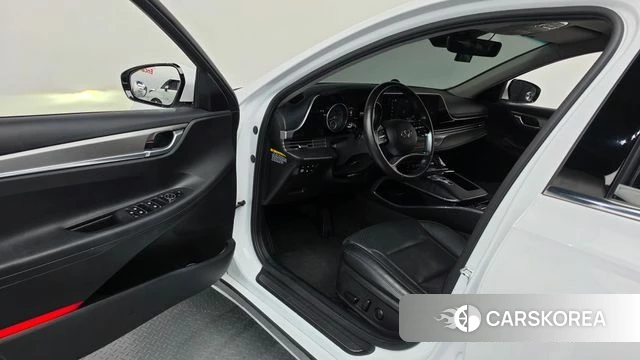 Hyundai The New Grandeur IG id 4693601 из Кореи 35