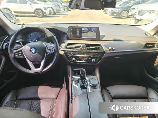 BMW 5 Series (G30) id 3879951 из Кореи 17