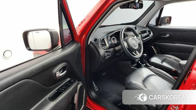 Jeep Renegade id 3898884 из Кореи 20