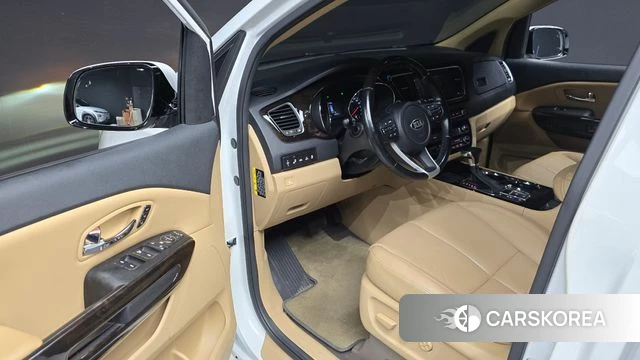 Kia The New Carnival id 4732891 из Кореи 33