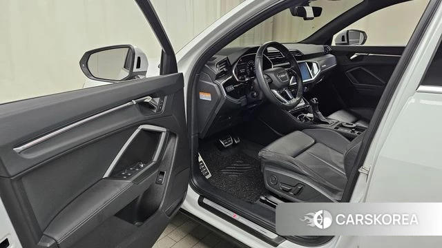 Audi Q3 (F3) id 3807376 из Кореи 20