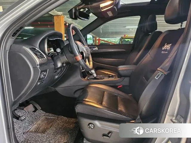 Jeep Grand Cherokee id 3175269 из Кореи 18