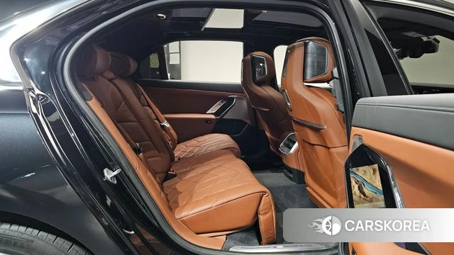BMW 7 Series (G70) id 4720155 из Кореи 40