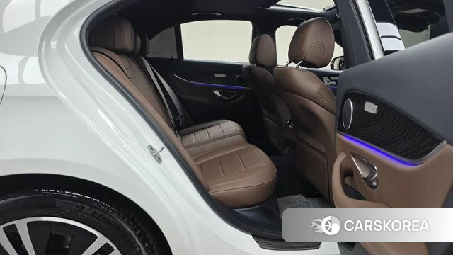 Mercedes-Benz E-Class W213 id 4613855 из Кореи 30