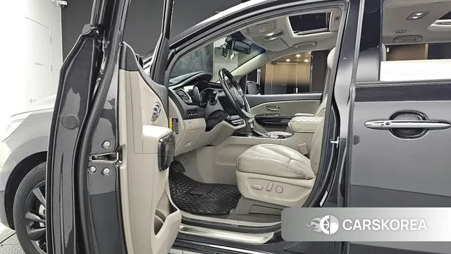 Kia The New Carnival id 3736673 из Кореи 20