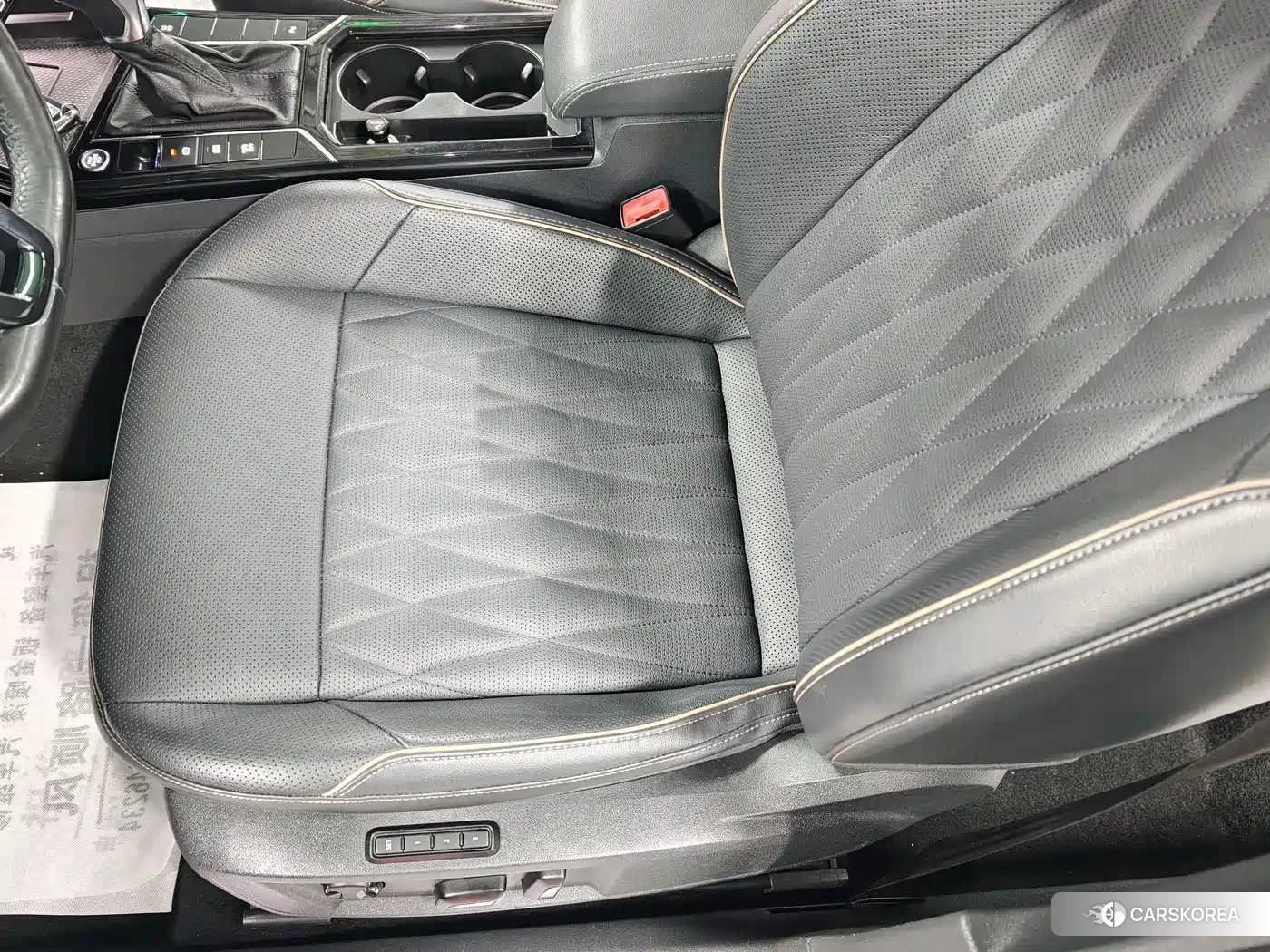 Volkswagen Passat id 4629171 из Китая 16