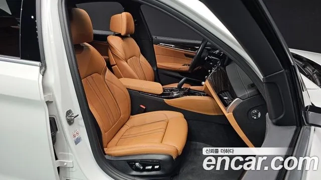 BMW 5 Series (G30) id 2863670 из Кореи 20