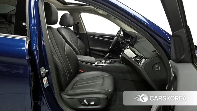 BMW 5 Series (G30) id 3474637 из Кореи 20