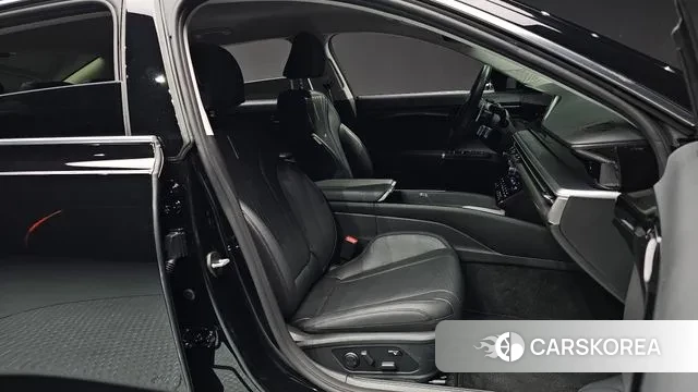 Hyundai Grandeur (GN7) id 3576305 из Кореи 20