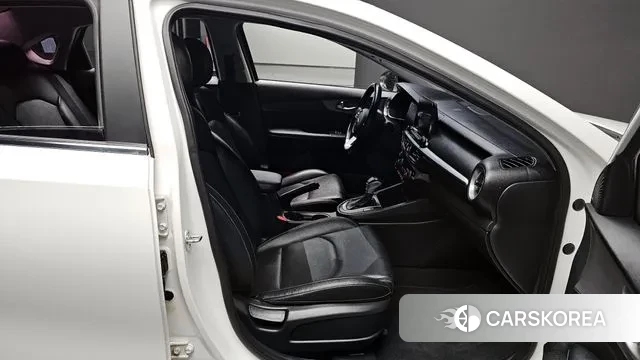 Kia Come New K3 id 2932039 из Кореи 20