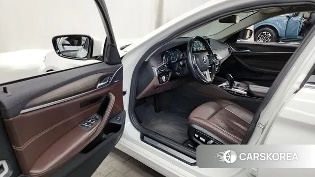 BMW 5 Series (G30) id 3474786 из Кореи 20