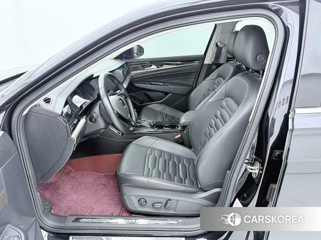 Volkswagen Passat id 4259067 из Китая 21