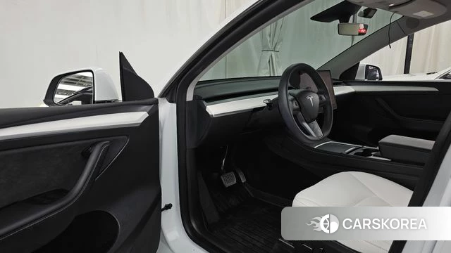 Tesla Model Y id 4792562 из Кореи 34