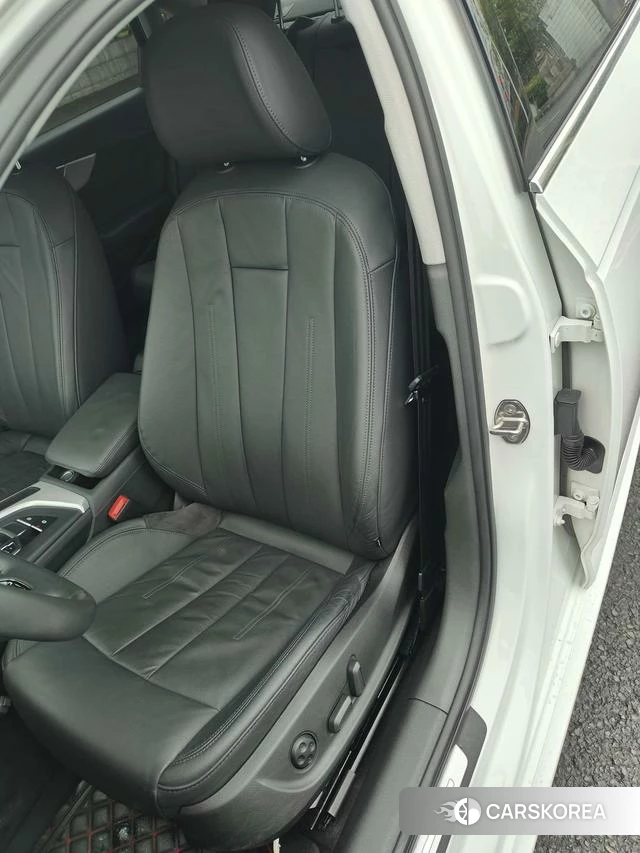 Audi A4L id 4215139 из Китая 23