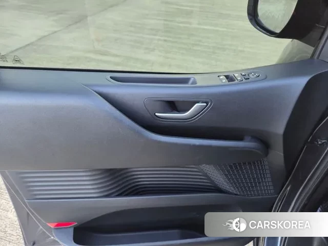 Hyundai Staria id 2989453 из Кореи 17