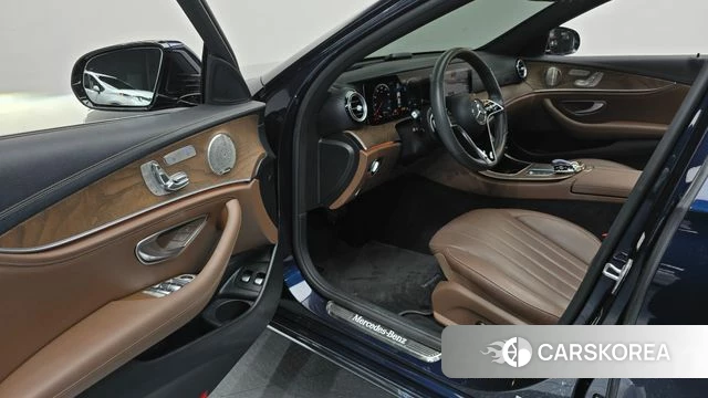 Mercedes-Benz E-Class W213 id 4721077 из Кореи 35