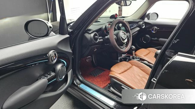 Mini Cooper S id 4403485 из Кореи 32