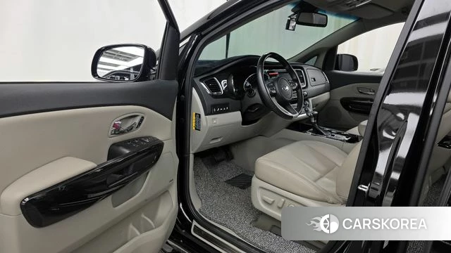 Kia The New Carnival id 4339381 из Кореи 20
